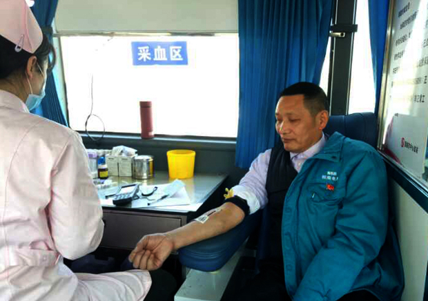 皖南电机员工积极参加献血活动